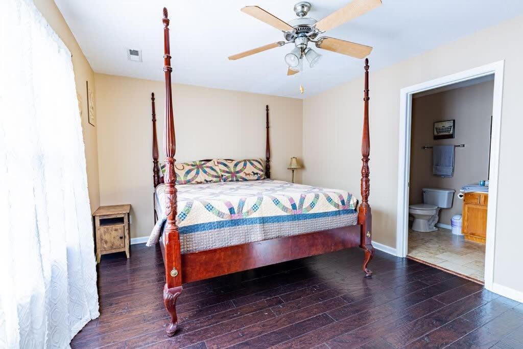 Cozy Pigeon Forge Home W Hot Tub Near River Exteriör bild