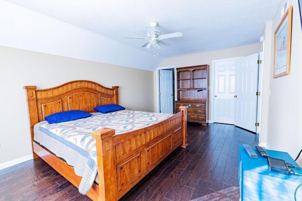 Cozy Pigeon Forge Home W Hot Tub Near River Exteriör bild