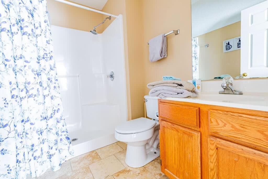 Cozy Pigeon Forge Home W Hot Tub Near River Exteriör bild