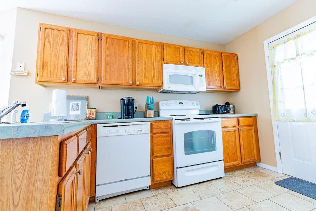 Cozy Pigeon Forge Home W Hot Tub Near River Exteriör bild